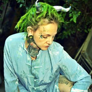 Meet your Posher, Ariel